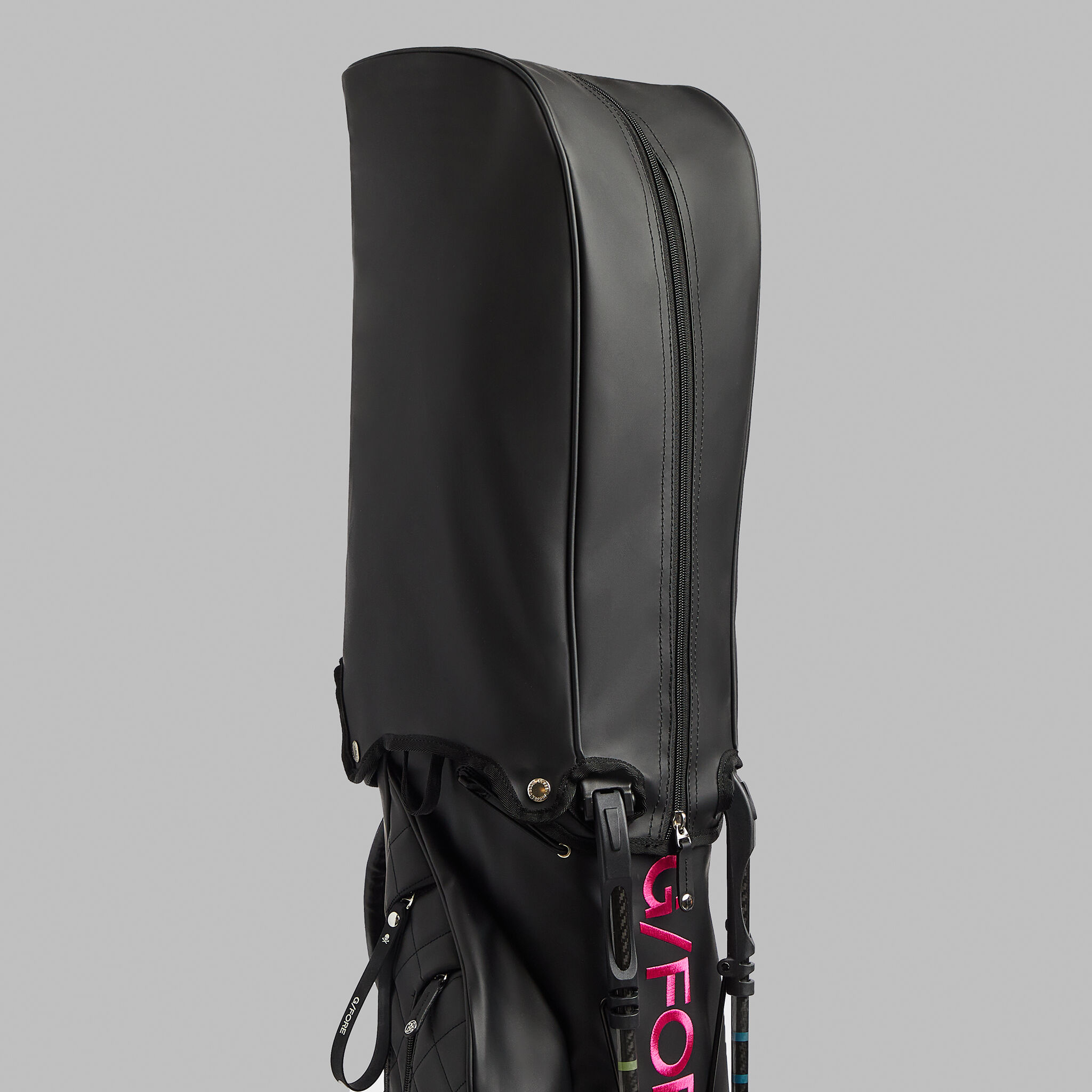 DAYTONA PLUS CARRY GOLF BAG | GOLF BAGS FOR MEN AND WOMEN | G/FORE