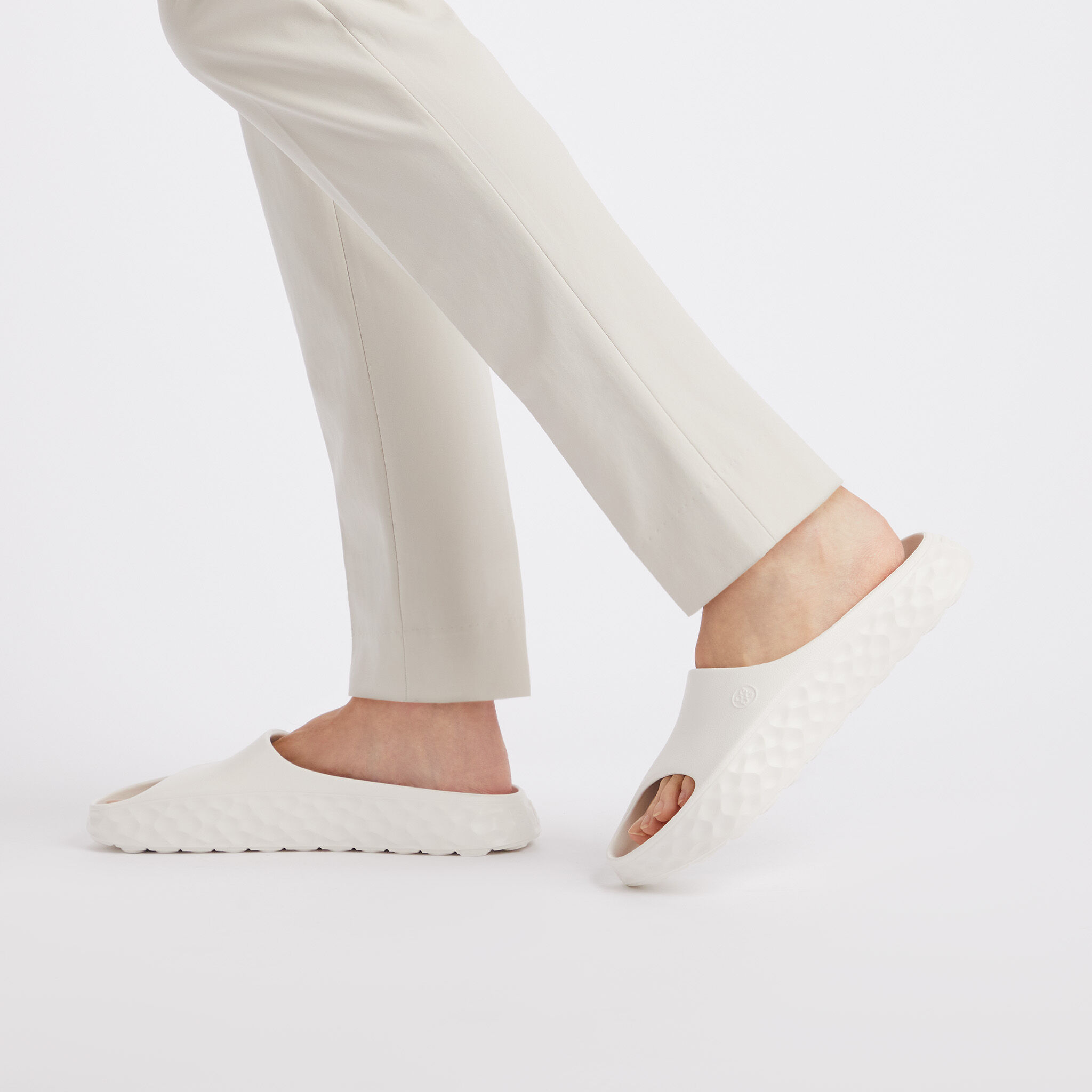 G slides shoes shop