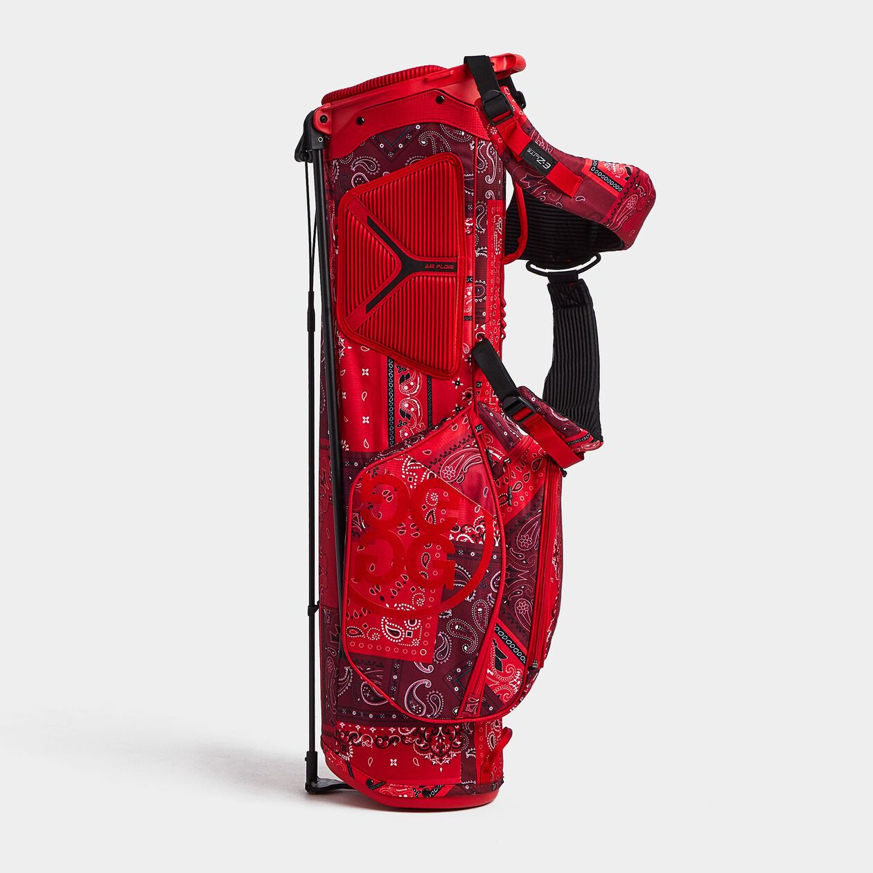 Detailed view of the bandana print golf bag