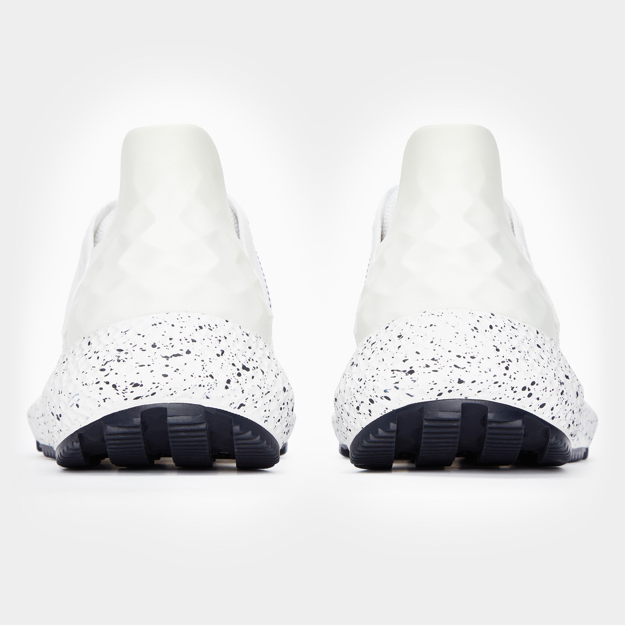 Flyknit sale cross trainer