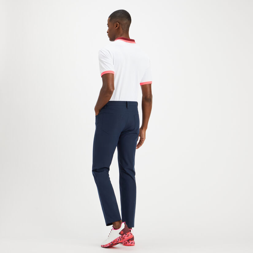 LOGO TECH PIQUÉ QUARTER ZIP SLIM FIT POLO image number 5