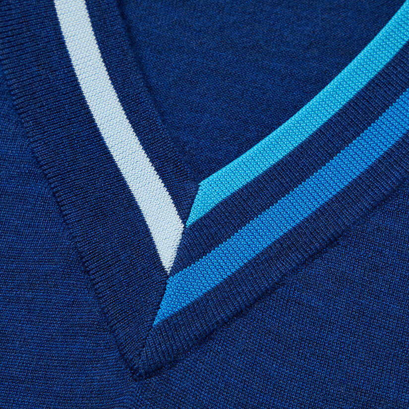 LAYERED MERINO WOOL V NECK JUMPER image number 6