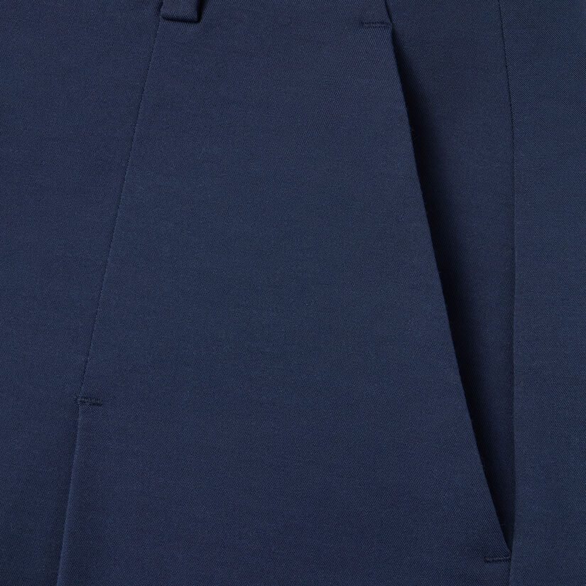 HIGH RISE PLEATED STRETCH TECH TWILL A-LINE SHORT image number 7