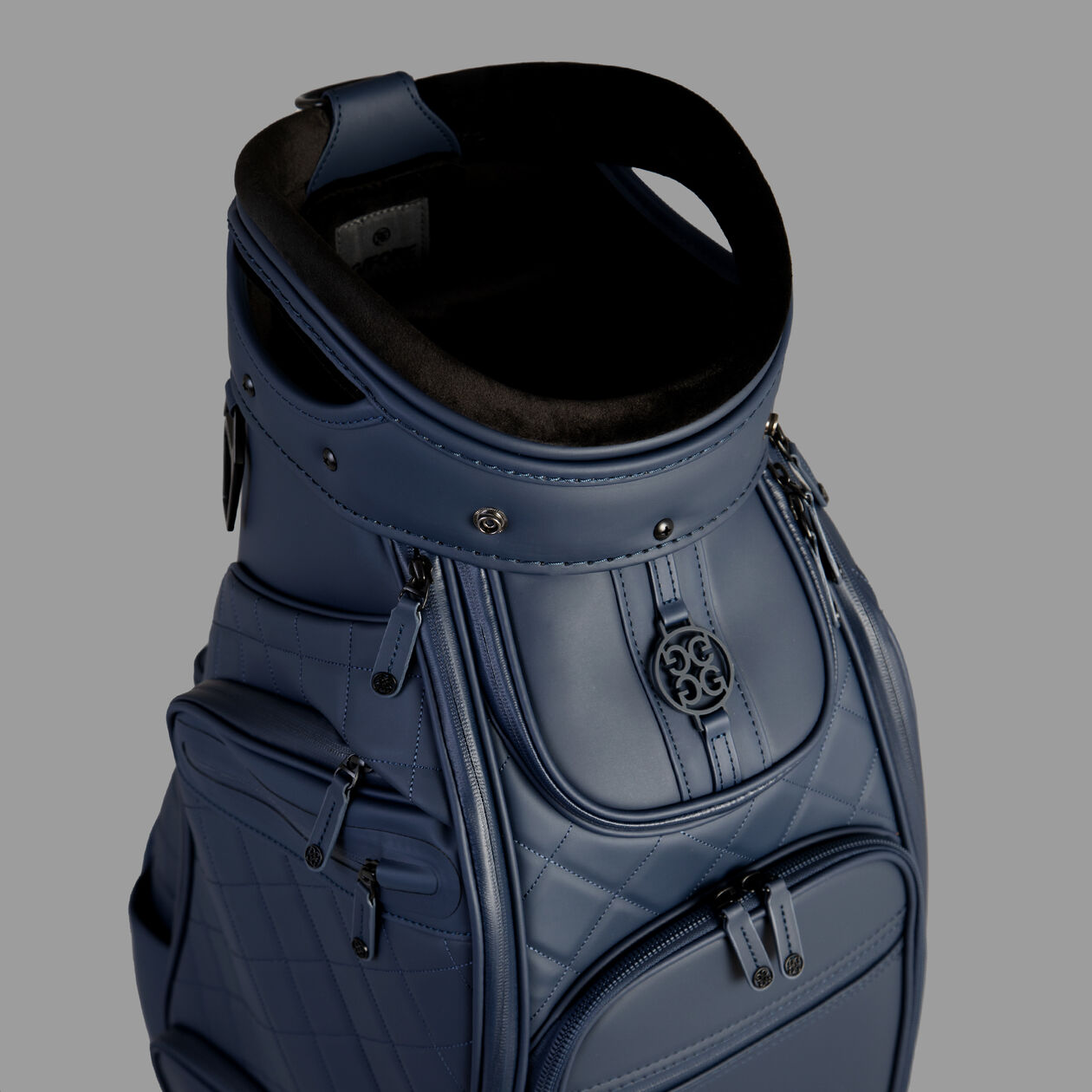 MID SIZE STAFF BAG – G/FORE