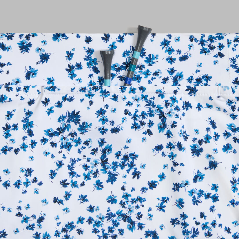 SCATTERED DITZY FLORAL SILKY TECH NLYON SKORT image number 6