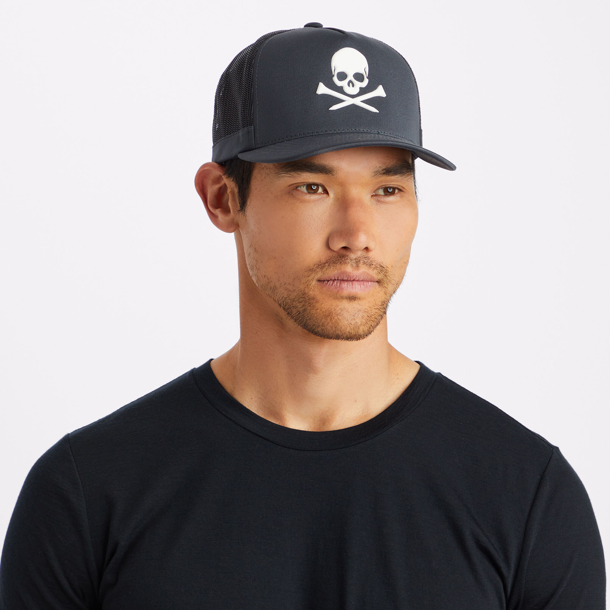 Under armour outlet black skull cap