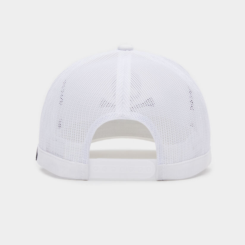 SKULL & T'S TRUCKER image number 6