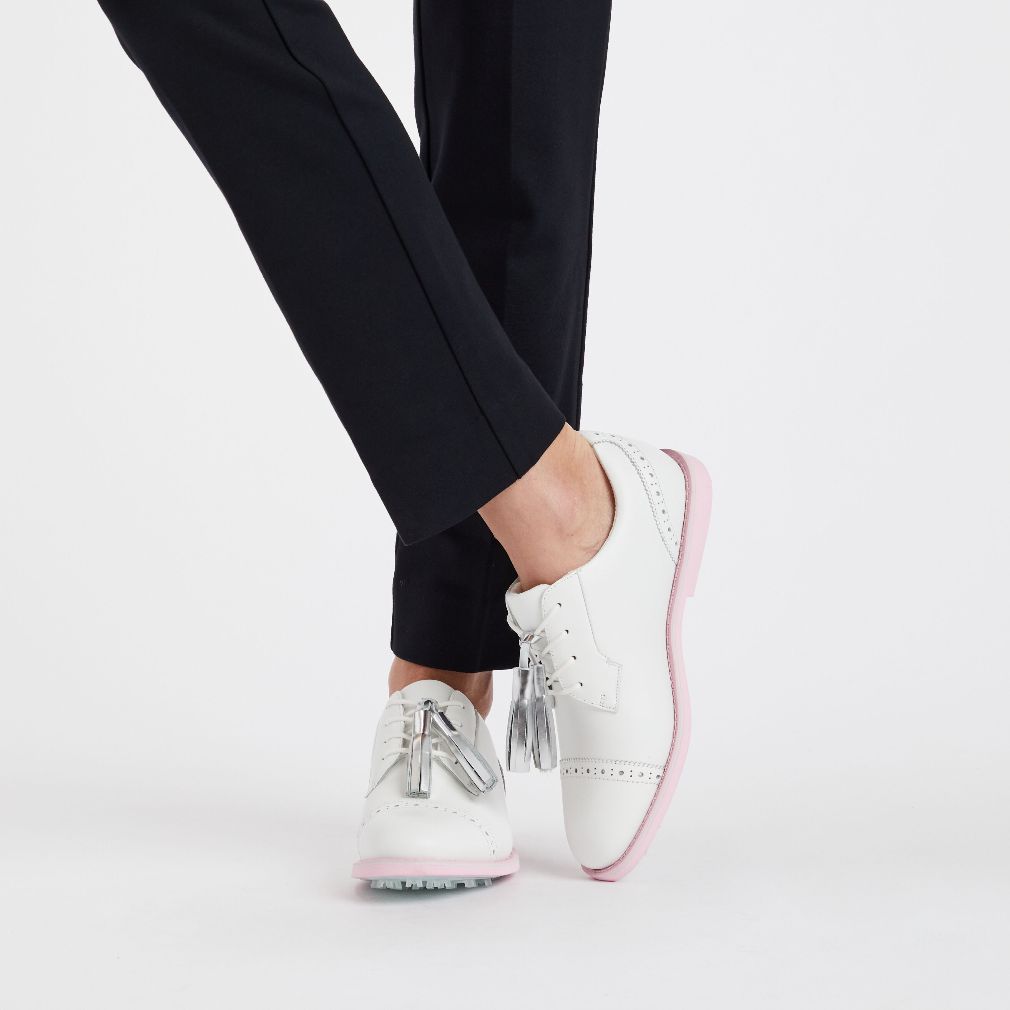 WOMEN S CAP TOE GALLIVANTER GOLF SHOE G FORE