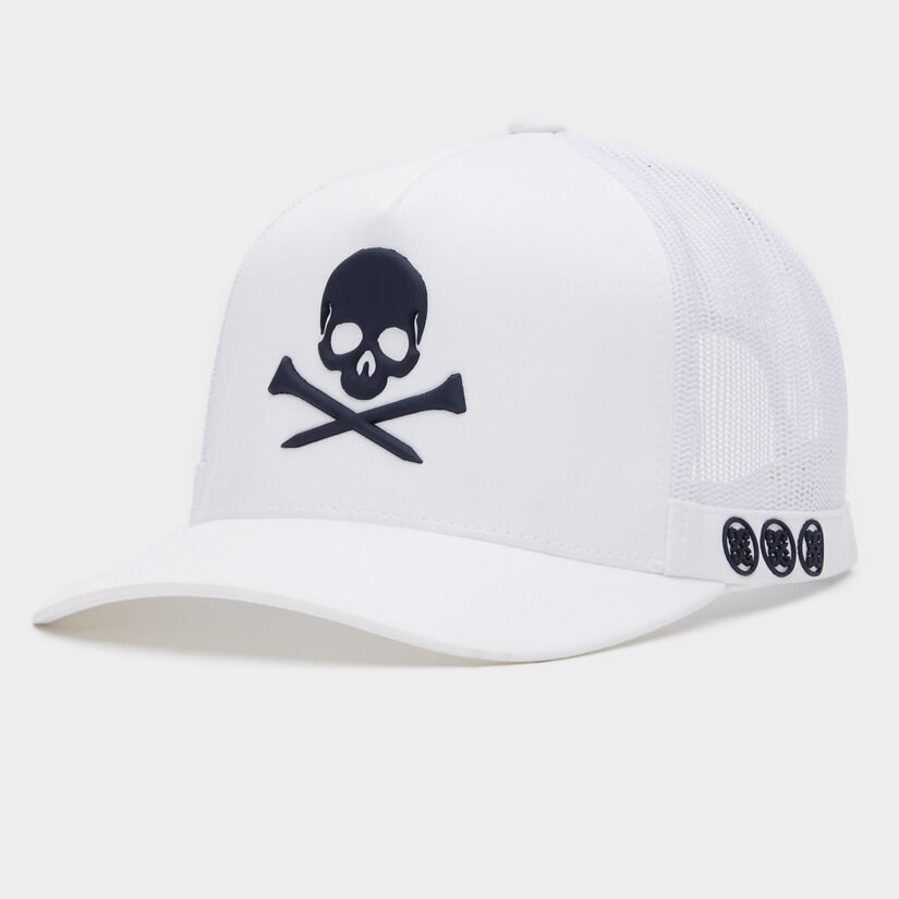 SKULL & T'S TRUCKER image number 2