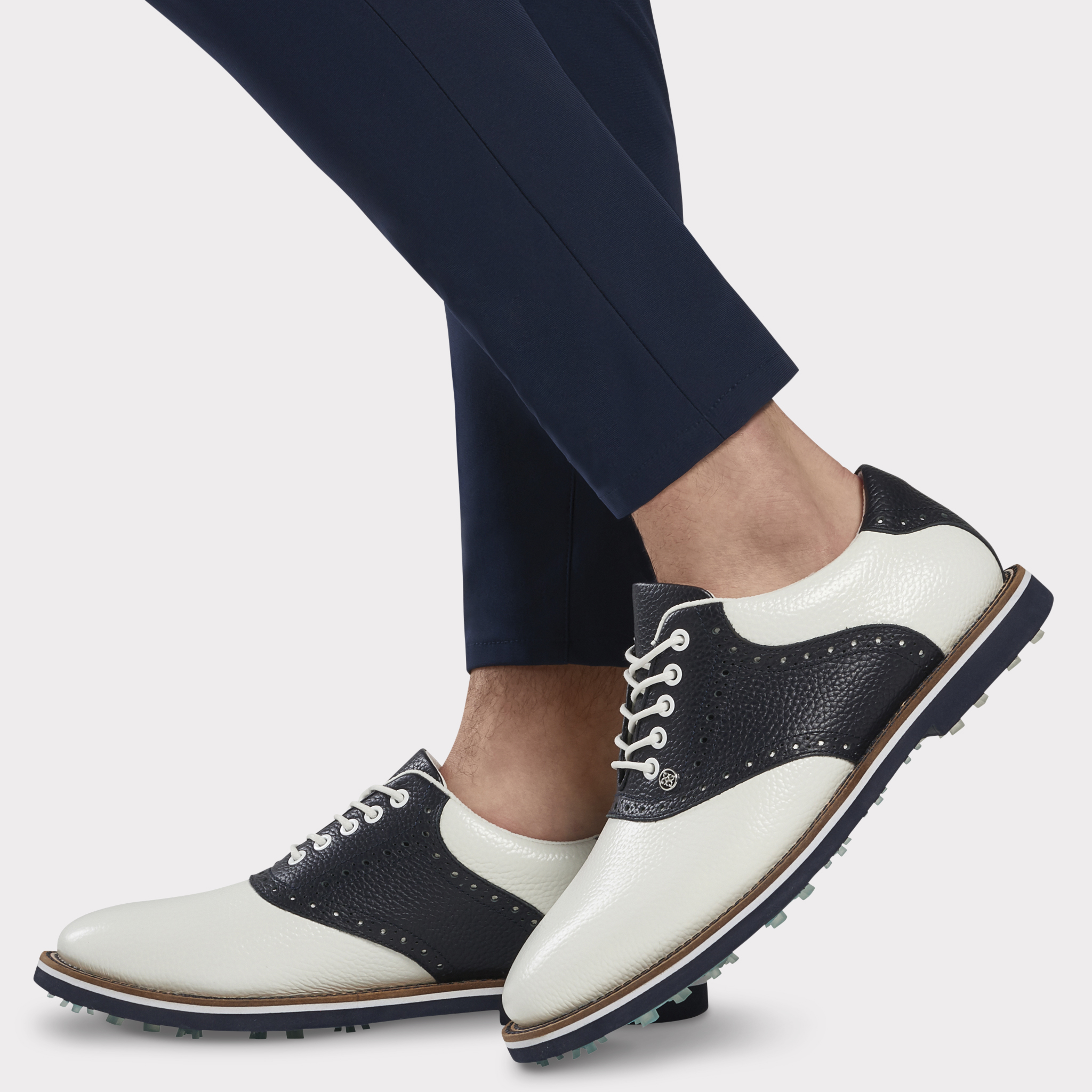 G/FORE ジーフォア 天然皮革 ゴルフスパイク　シューズ　テーラーメイド G/FORE ジーフォア 天然皮革 ゴルフスパイク シューズ